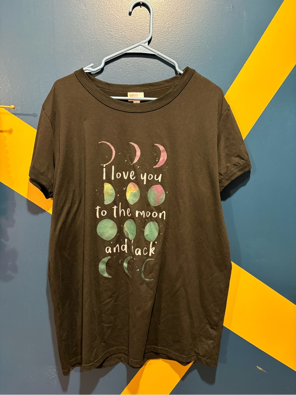 LuLaRoe Black Short Sleeve “I love you to the moon & back” Graphic Tee EUC